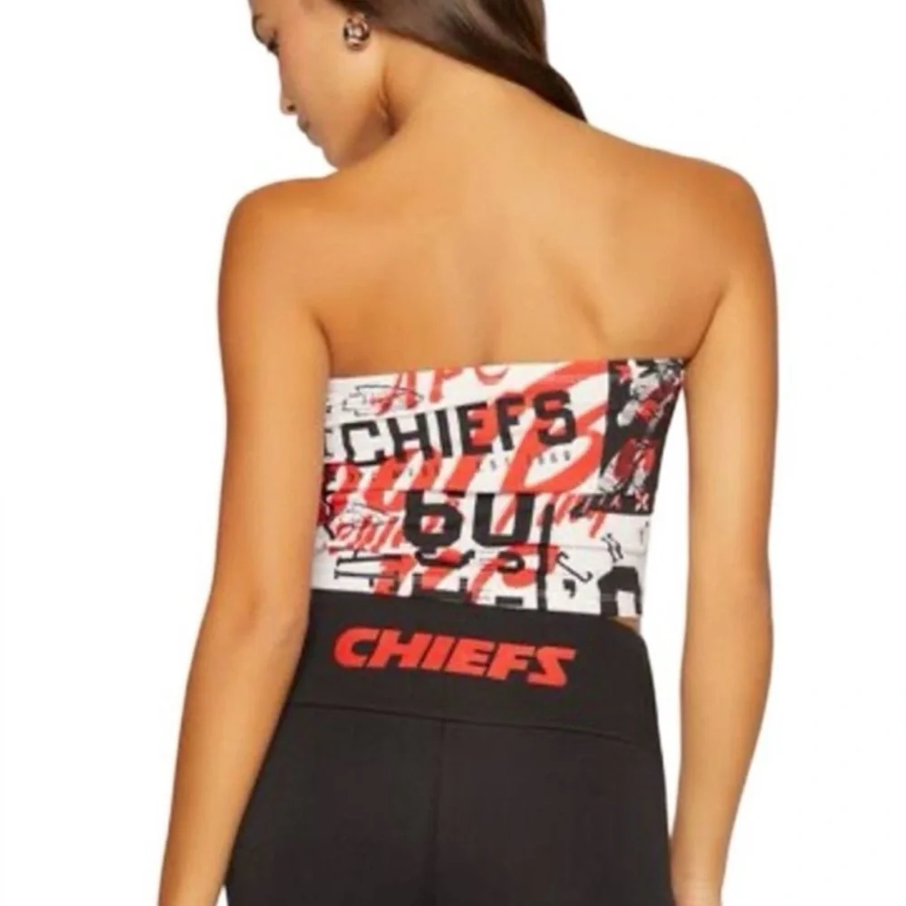 Forever 21 NFL Kansas City Chiefs Logo Tube Top Women’s M NWT - Picture 3 of 8